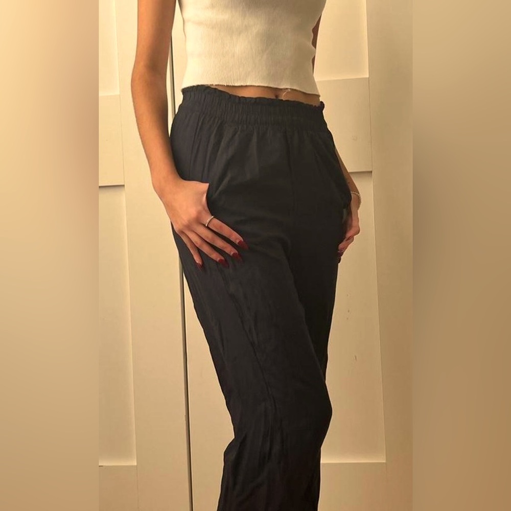 DISCONTINUED H&M PANTS! Linen, comfy, lightweight! Only worn 1x!